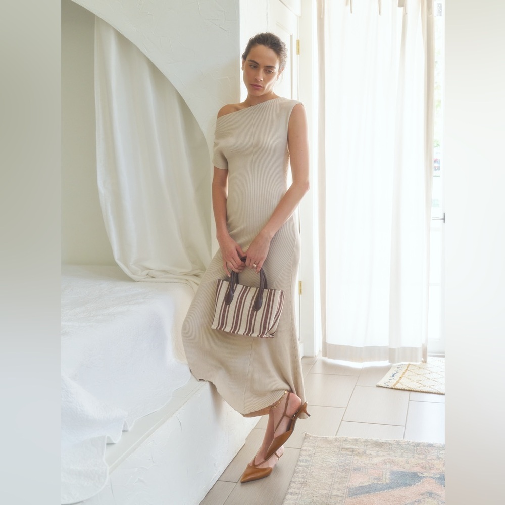 Off-shoulder Maxi Rib Knit Dress